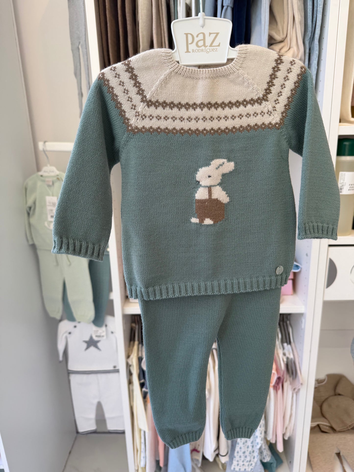 Conj. "CONEJO POMPON" verde